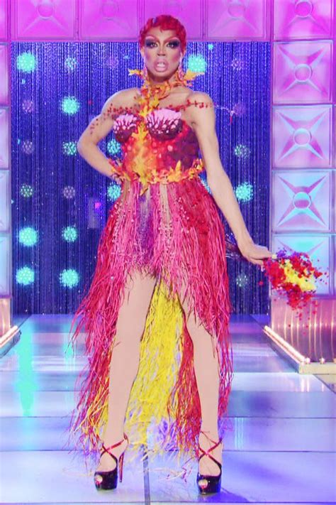 Yvie Oddly's Top Runway Looks .